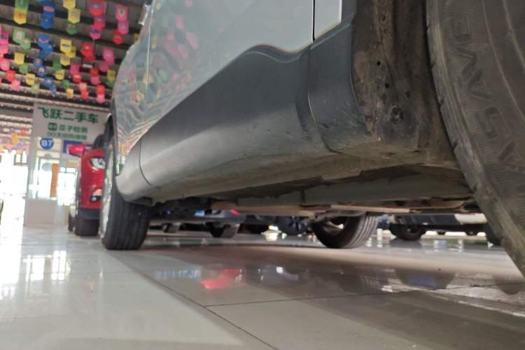 Used Toyota FRONTLANDER 2023 2.0L CVT Leading Edition Right Side Sill