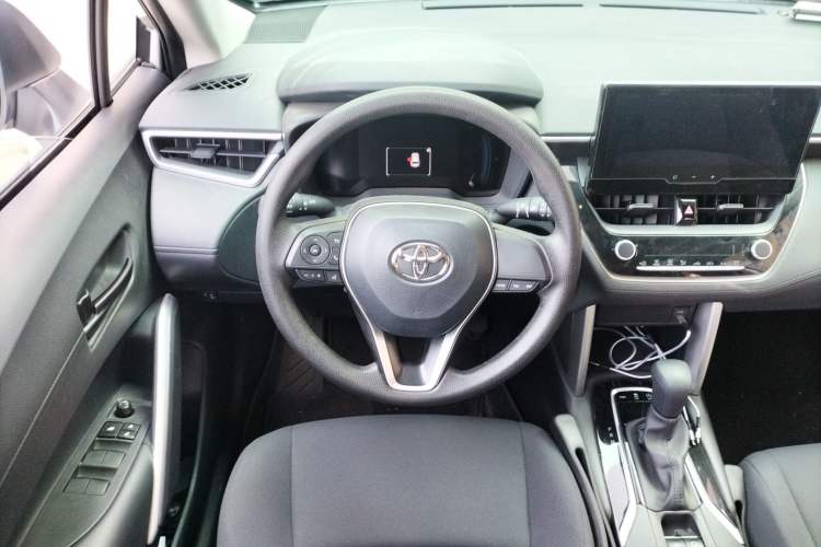 Used Toyota FRONTLANDER 2023 2.0L CVT Elite Edition Steering Wheel