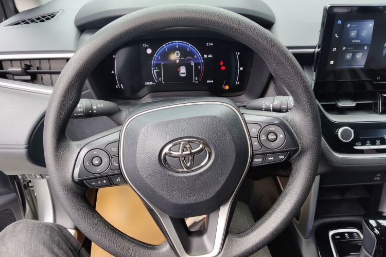 Used Toyota FRONTLANDER 2023 2.0L CVT Leading Edition Steering Wheel