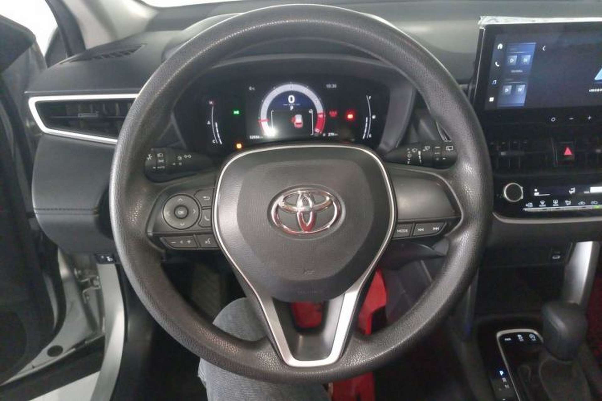 Used Toyota FRONTLANDER 2023 2.0L CVT Elite Edition Steering Wheel