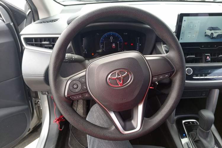 Used Toyota FRONTLANDER 2023 2.0L CVT Elite Edition Steering Wheel