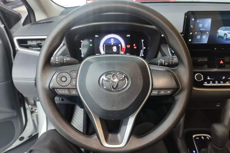 Used Toyota FRONTLANDER 2023 2.0L CVT Elite Edition Steering Wheel