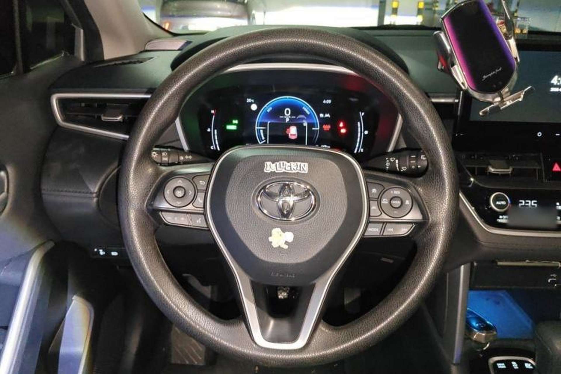Used Toyota FRONTLANDER 2023 2.0L Smart Electric Hybrid Dual-Engine Luxury Edition Steering Wheel
