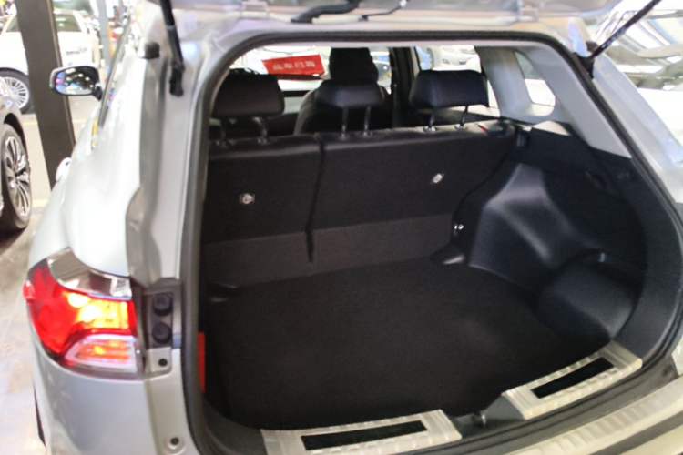 Used Toyota FRONTLANDER 2023 2.0L Smart Electric Hybrid Dual-Engine Leading Edition Trunk