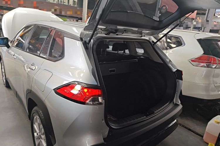 Used Toyota FRONTLANDER 2023 2.0L CVT Leading Edition Trunk