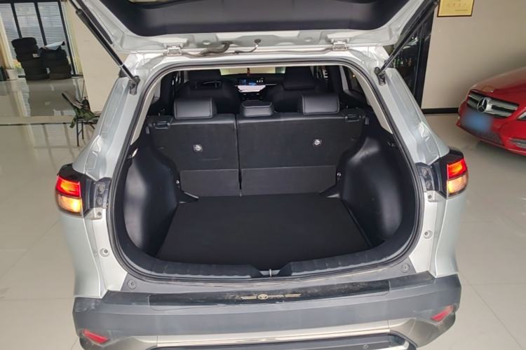 Used Toyota FRONTLANDER 2023 2.0L CVT Luxury Edition Trunk