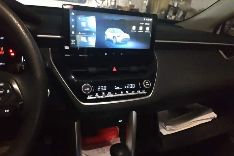Used Toyota FRONTLANDER 2023 2.0L Smart Electric Hybrid Dual-Engine Leading Edition Audio And AC Panel