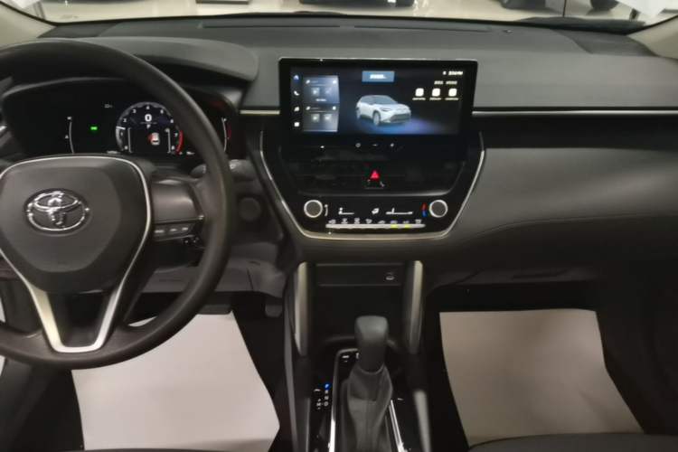 Used Toyota FRONTLANDER 2023 2.0L CVT Elite Edition Audio And AC Panel