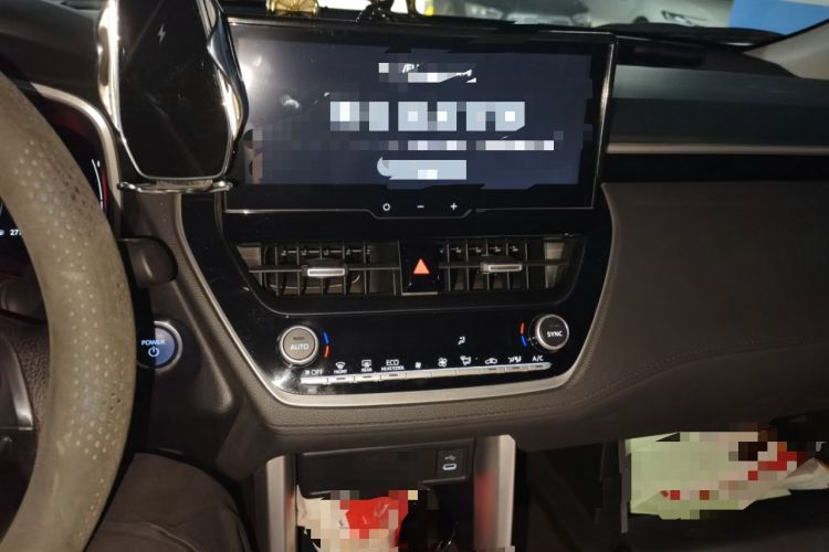 Used Toyota FRONTLANDER 2023 2.0L Smart Electric Hybrid Dual-Engine Luxury Edition Audio And AC Panel