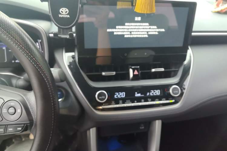 Used Toyota FRONTLANDER 2023 2.0L Smart Electric Hybrid Dual-Engine Luxury Edition Audio And AC Panel
