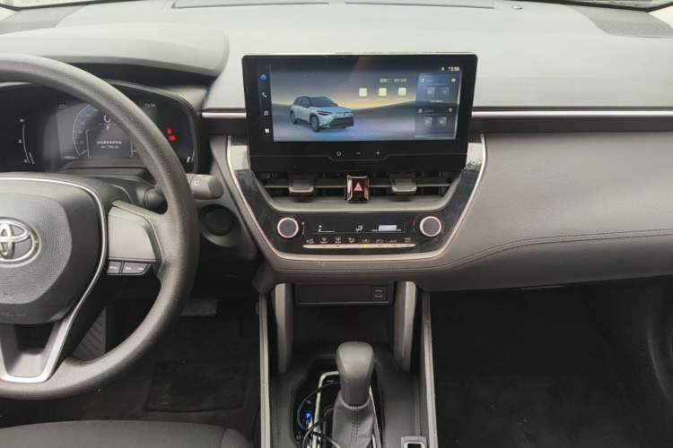 Used Toyota FRONTLANDER 2023 2.0L CVT Elite Edition Audio And AC Panel