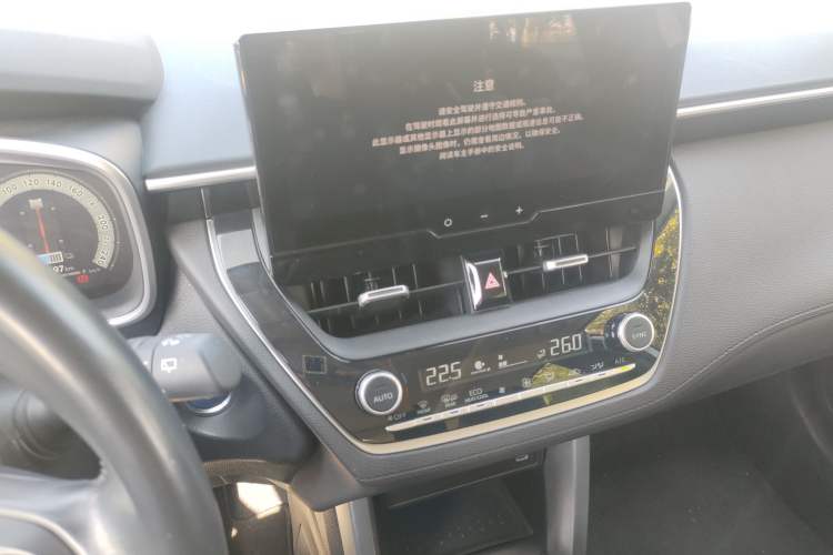 Used Toyota FRONTLANDER 2023 2.0L Smart Electric Hybrid Dual-Engine Deluxe Version Audio And AC Panel