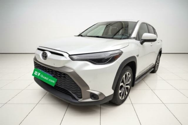 Ojetý Toyota FRONTLANDER 2023 2.0L CVT Luxury Edition