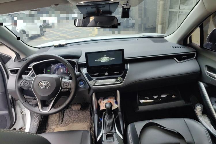 Used Toyota FRONTLANDER 2023 2.0L Smart Electric Hybrid Dual-Engine Luxury Edition Center Console