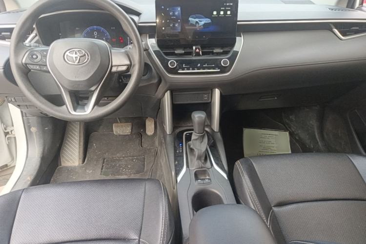 Used Toyota FRONTLANDER 2023 2.0L CVT Elite Edition Center Console