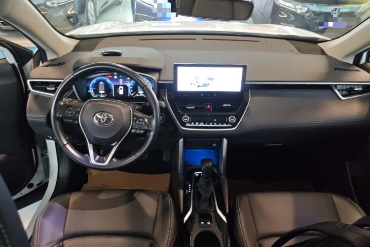 Used Toyota FRONTLANDER 2023 2.0L Smart Electric Hybrid Dual-Engine Deluxe Version Center Console