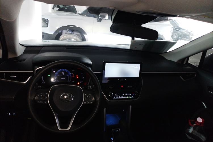 Used Toyota FRONTLANDER 2023 2.0L CVT Luxury Edition Center Console