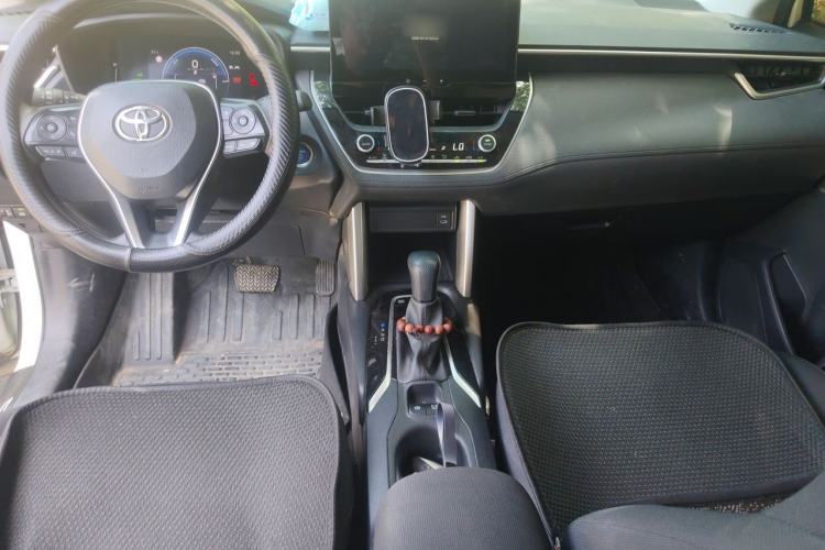 Used Toyota FRONTLANDER 2023 2.0L Smart Electric Hybrid Dual-Engine Leading Edition Center Console