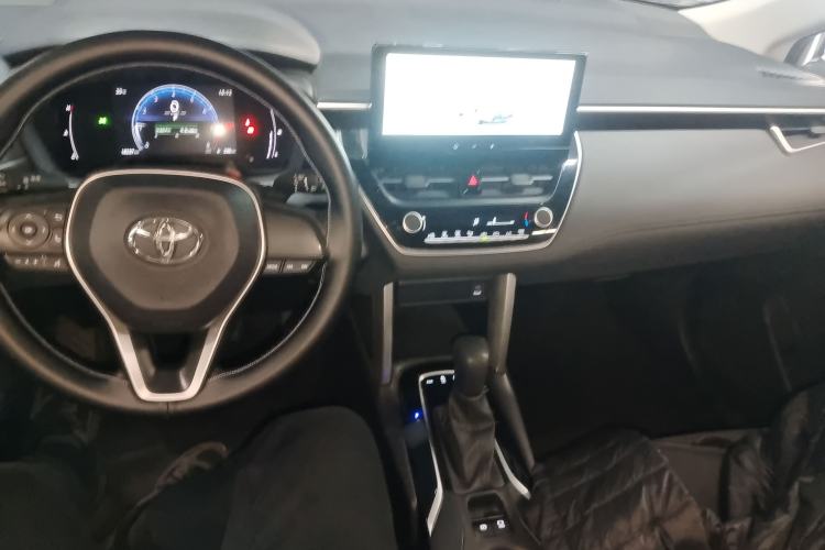 Used Toyota FRONTLANDER 2023 2.0L CVT Elite Edition Center Console