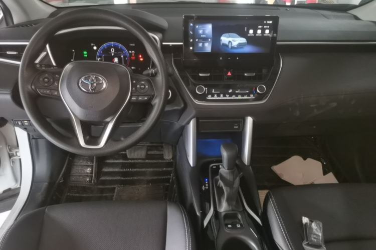 Used Toyota FRONTLANDER 2023 2.0L CVT Luxury Edition Center Console