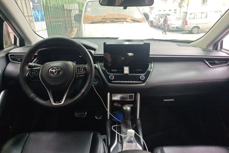 Used Toyota FRONTLANDER 2023 2.0L Smart Electric Hybrid Dual-Engine Leading Edition Center Console