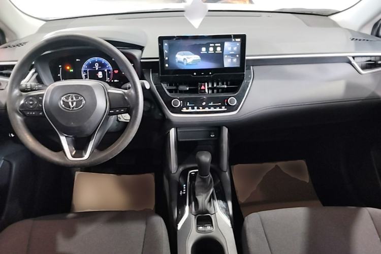 Used Toyota FRONTLANDER 2023 2.0L CVT Elite Edition Center Console