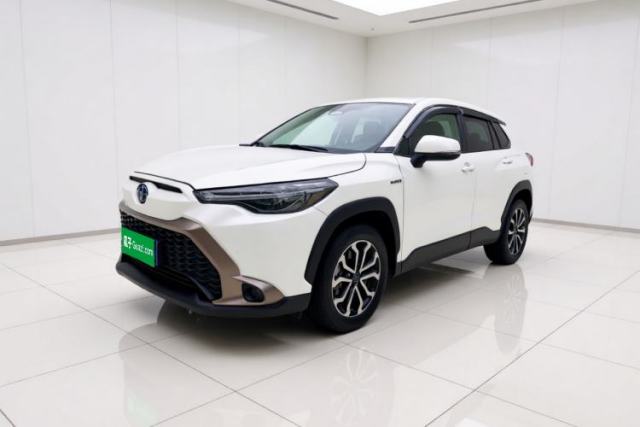 Ojetý Toyota FRONTLANDER 2023 2.0L Smart Electric Hybrid Dual-Engine Luxury Edition