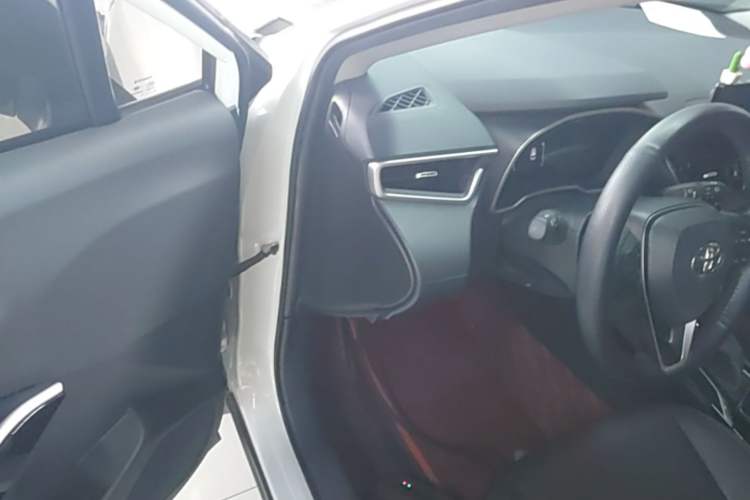 Used Toyota FRONTLANDER 2023 2.0L CVT Sport Edition Driver Seat