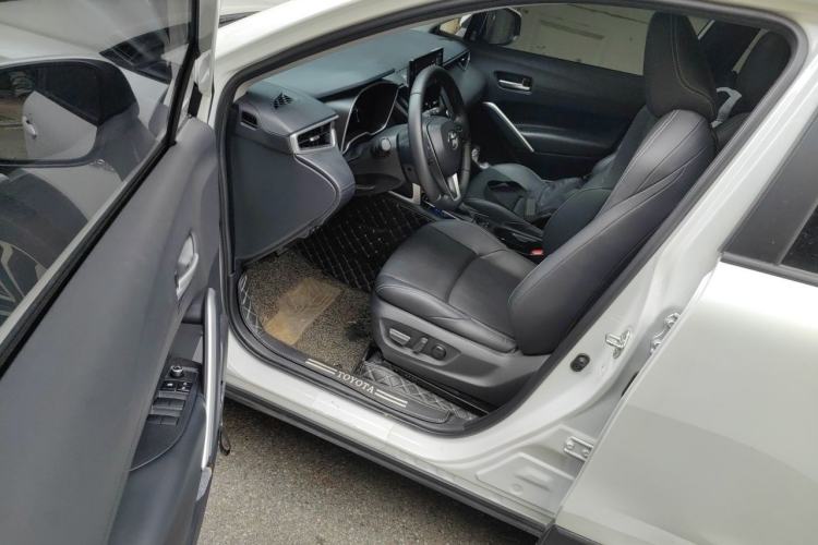Used Toyota FRONTLANDER 2023 2.0L Smart Electric Hybrid Dual-Engine Luxury Edition Driver Seat