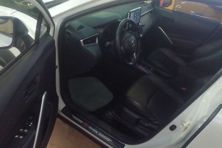 Used Toyota FRONTLANDER 2023 2.0L CVT Elite Edition Driver Seat