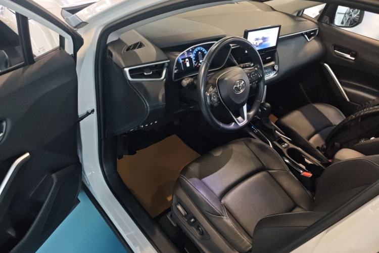 Used Toyota FRONTLANDER 2023 2.0L Smart Electric Hybrid Dual-Engine Deluxe Version Driver Seat