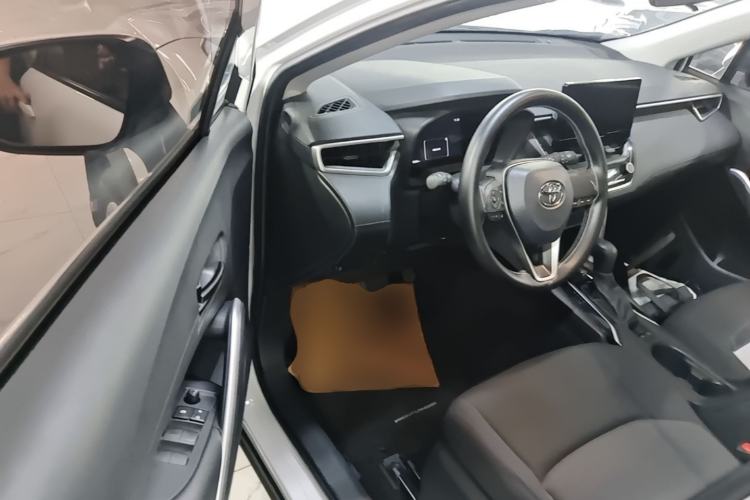Used Toyota FRONTLANDER 2023 2.0L CVT Elite Edition Driver Seat