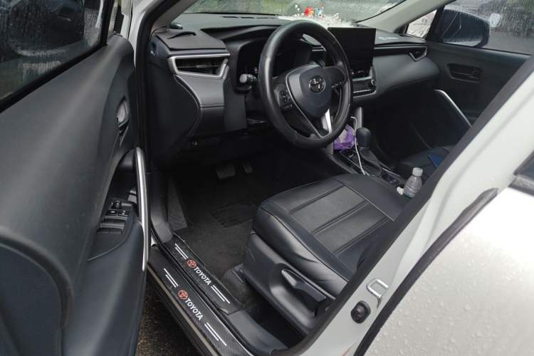 Used Toyota FRONTLANDER 2023 2.0L CVT Elite Edition Driver Seat