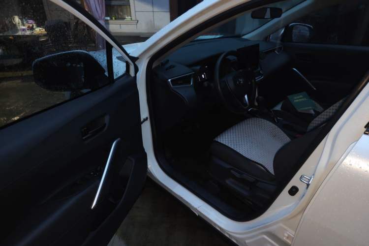 Used Toyota FRONTLANDER 2023 2.0L CVT Elite Edition Driver Seat