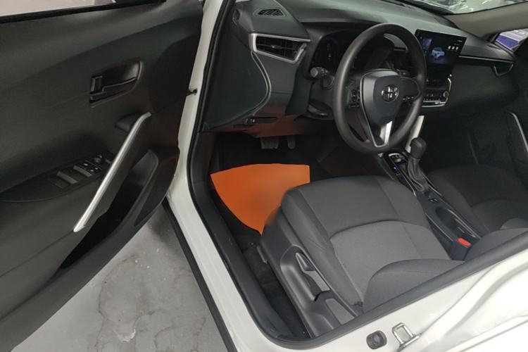 Used Toyota FRONTLANDER 2023 2.0L CVT Elite Edition Driver Seat