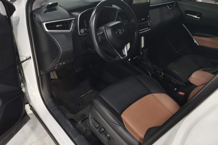 Used Toyota FRONTLANDER 2023 2.0L CVT Sport Edition Driver Seat