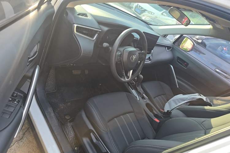Used Toyota FRONTLANDER 2023 2.0L CVT Leading Edition Driver Seat