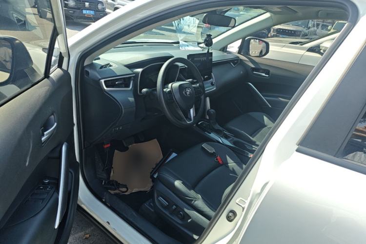 Used Toyota FRONTLANDER 2023 2.0L CVT Luxury Edition Driver Seat
