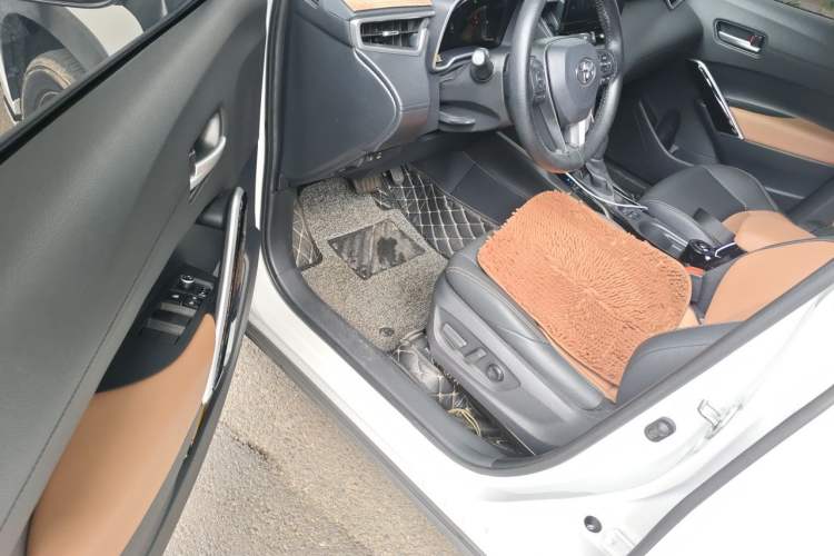 Used Toyota FRONTLANDER 2023 2.0L CVT Sport Edition Driver Seat