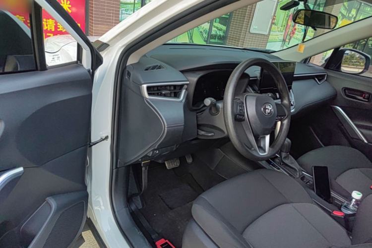 Used Toyota FRONTLANDER 2023 2.0L CVT Elite Edition Driver Seat