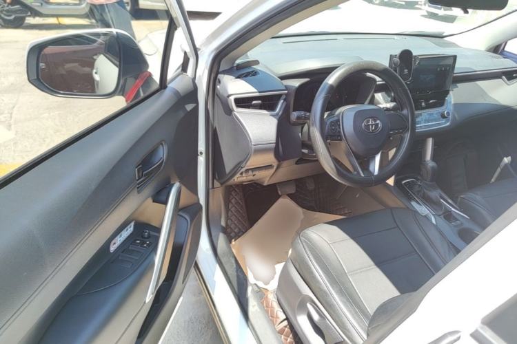 Used Toyota FRONTLANDER 2023 2.0L CVT Elite Edition Driver Seat