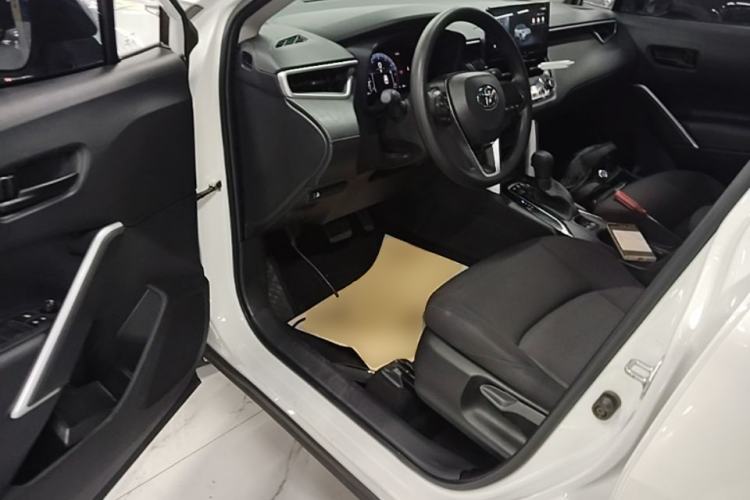 Used Toyota FRONTLANDER 2023 2.0L CVT Elite Edition Driver Seat