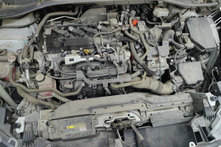 Used Toyota FRONTLANDER 2023 2.0L Smart Electric Hybrid Dual-Engine Luxury Edition Engine Bay