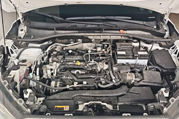 Used Toyota FRONTLANDER 2023 2.0L CVT Elite Edition Engine Bay