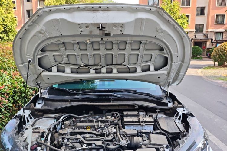 Used Toyota FRONTLANDER 2023 2.0L CVT Elite Edition Engine Bay