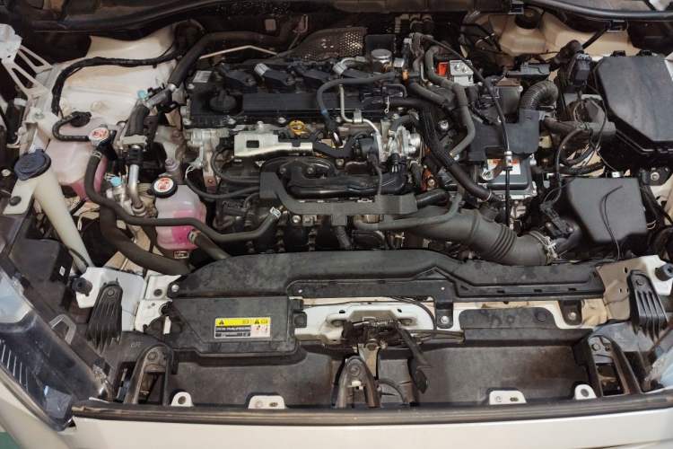 Used Toyota FRONTLANDER 2023 2.0L Smart Electric Hybrid Dual-Engine Luxury Edition Engine Bay