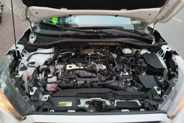Used Toyota FRONTLANDER 2023 2.0L Smart Electric Hybrid Dual-Engine Leading Edition Engine Bay
