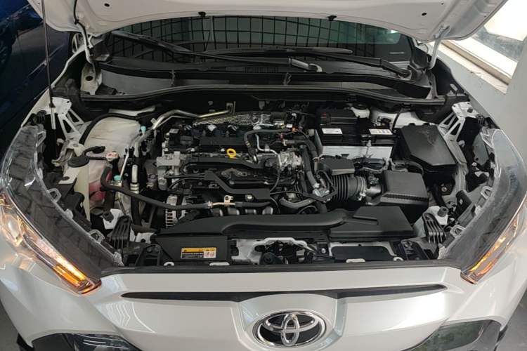 Used Toyota FRONTLANDER 2023 2.0L CVT Elite Edition Engine Bay