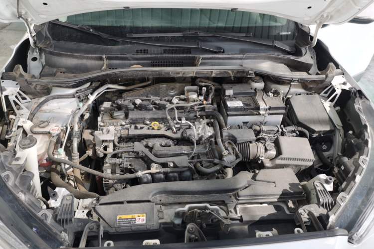 Used Toyota FRONTLANDER 2023 2.0L CVT Elite Edition Engine Bay