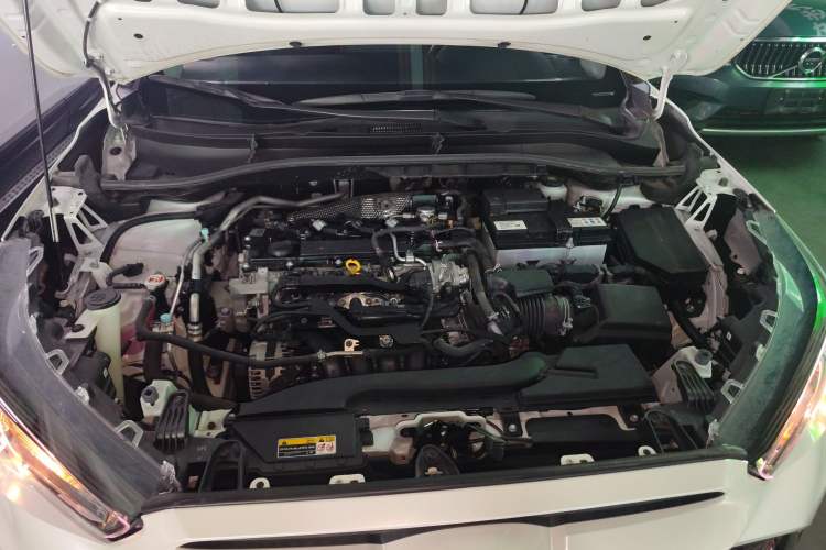 Used Toyota FRONTLANDER 2023 2.0L CVT Elite Edition Engine Bay